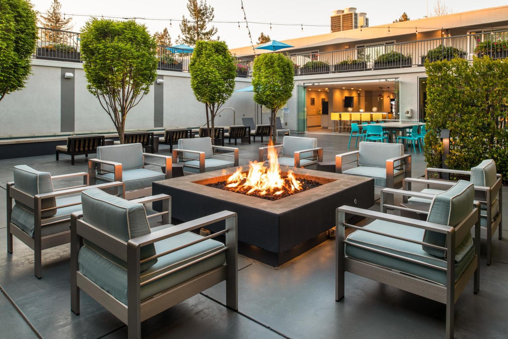 Hotel Lucent Menlo Park Kültér fotó